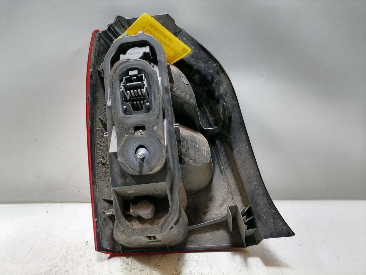 Renault Twingo 2 original R&uuml;cklicht R&uuml;ckleuchte Schlussleuchte rechts BJ09